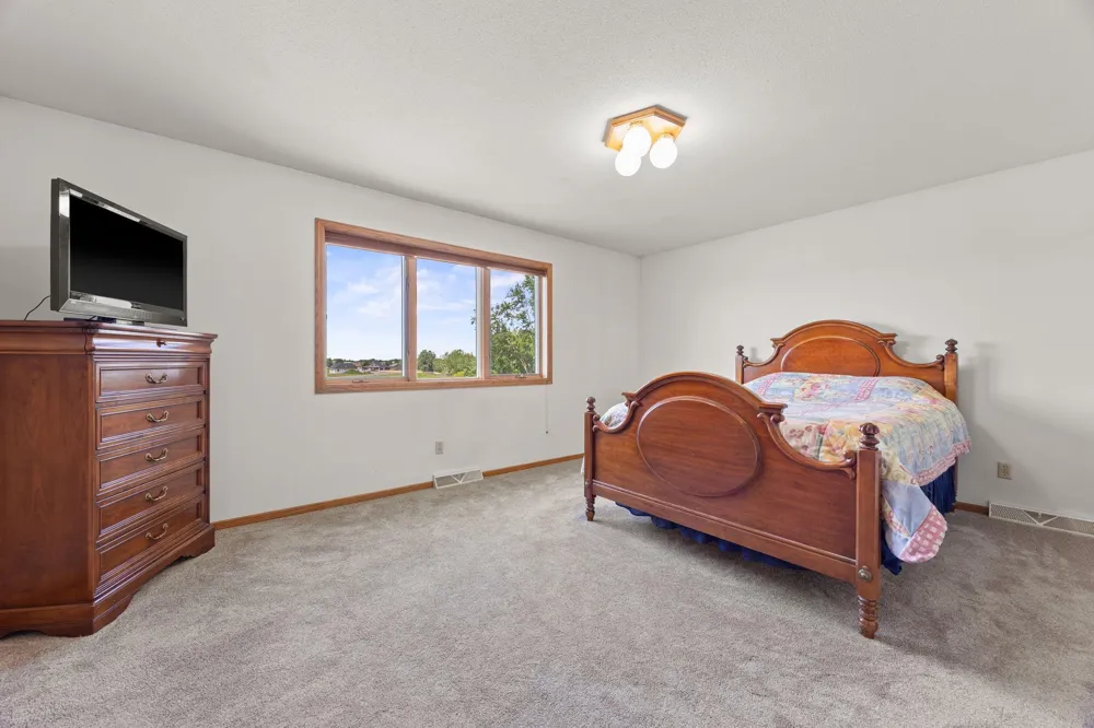 1450 Jefferson Street SE Hutchinson, MN 55350