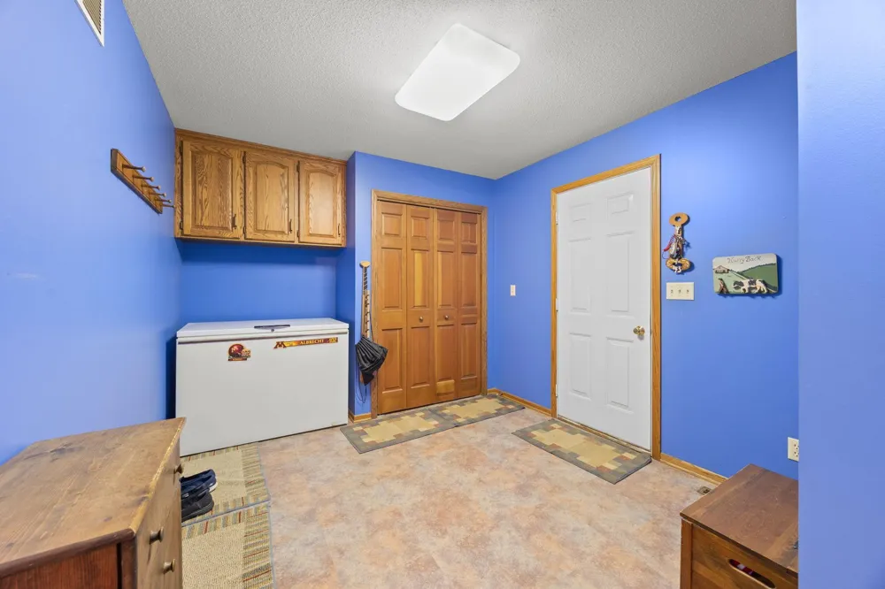 1450 Jefferson Street SE Hutchinson, MN 55350