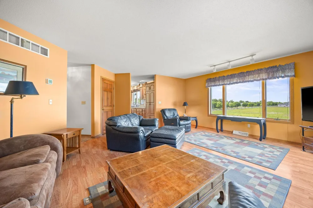 1450 Jefferson Street SE Hutchinson, MN 55350