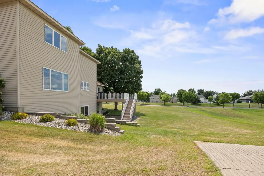 1450 Jefferson Street SE Hutchinson, MN 55350