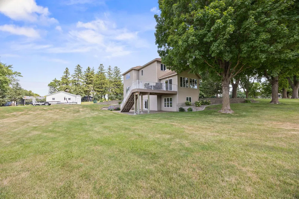 1450 Jefferson Street SE Hutchinson, MN 55350