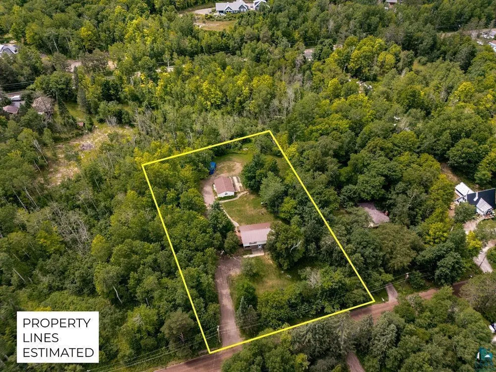 5025 Reid Road Duluth, MN 55803