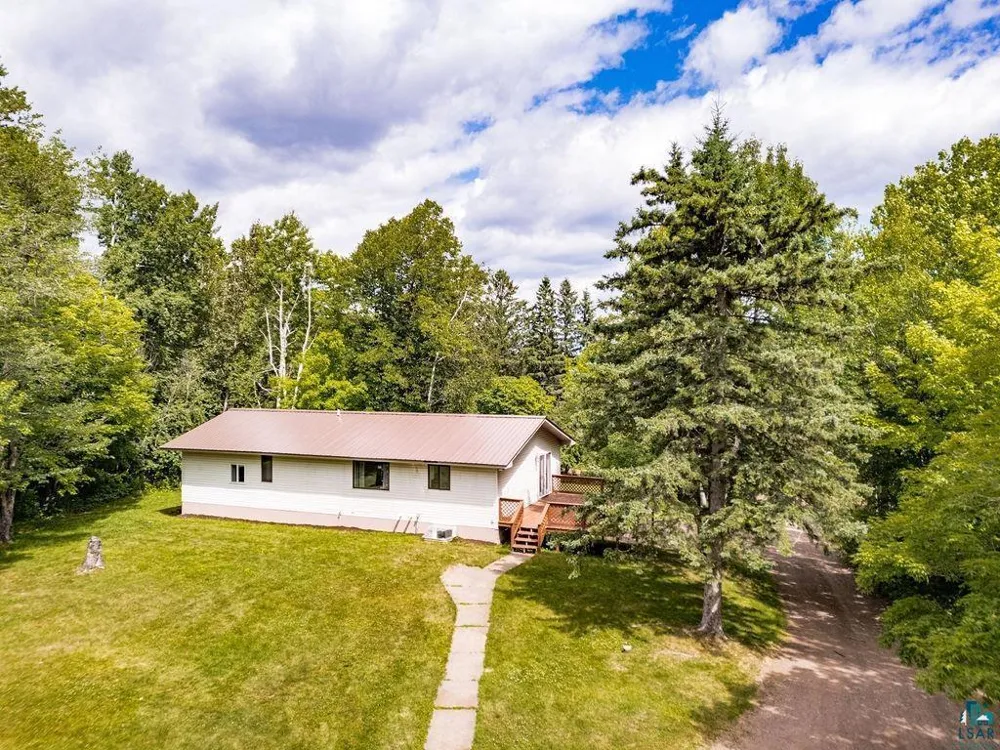 5025 Reid Road Duluth, MN 55803