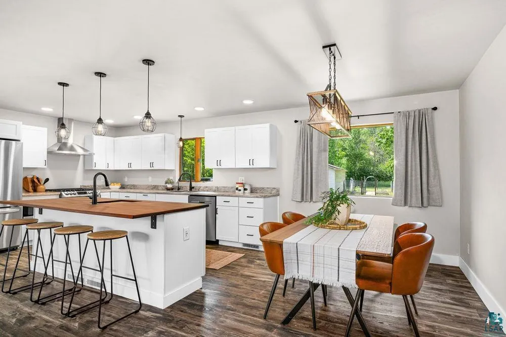 5025 Reid Road Duluth, MN 55803