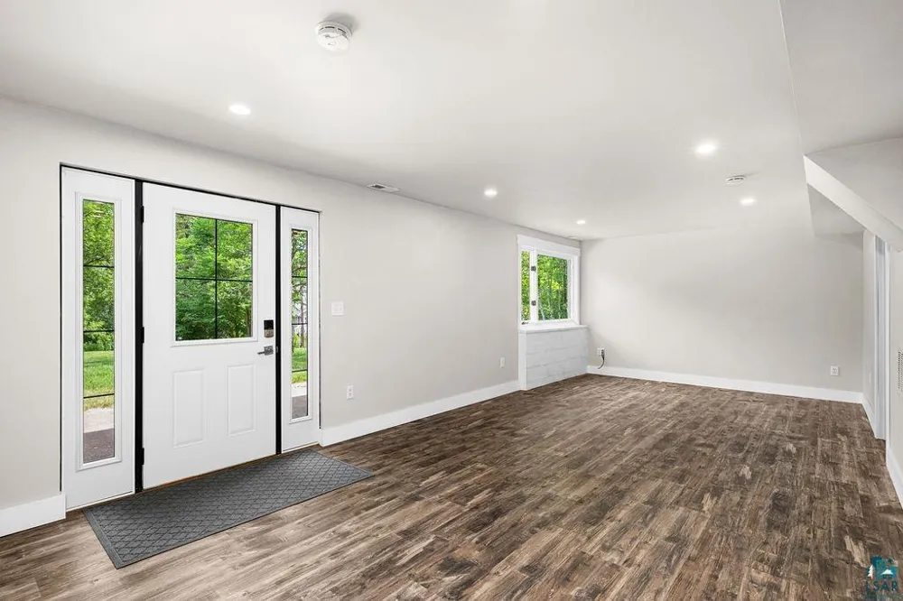 5025 Reid Road Duluth, MN 55803