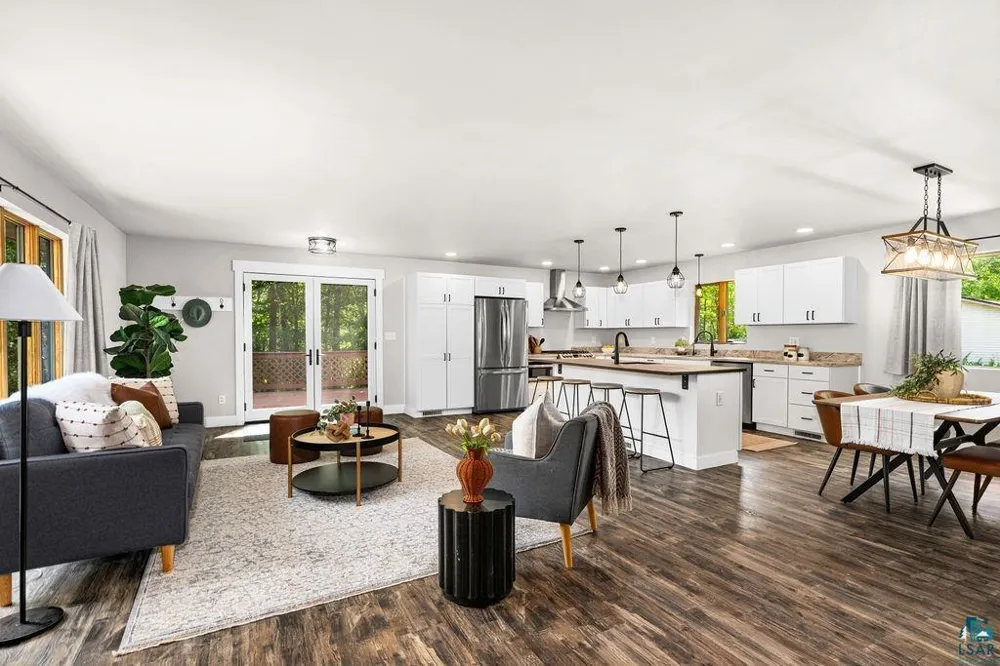 5025 Reid Road Duluth, MN 55803