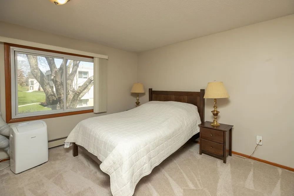 1911 Viking Drive NW #25 Rochester, MN 55901