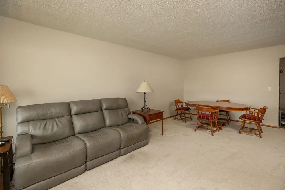 1911 Viking Drive NW #25 Rochester, MN 55901