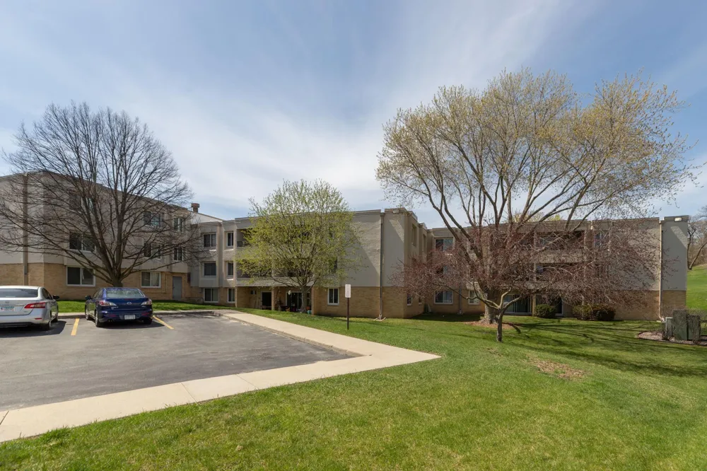 1911 Viking Drive NW #25 Rochester, MN 55901