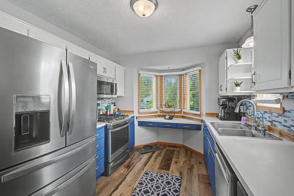 6124 114th Place Champlin, MN 55316