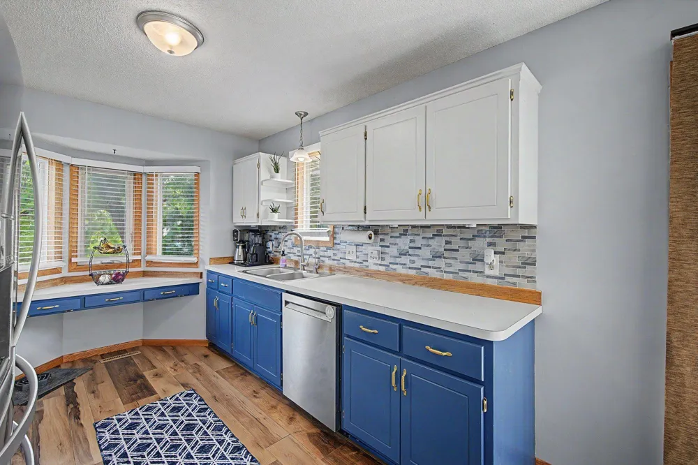 6124 114th Place Champlin, MN 55316