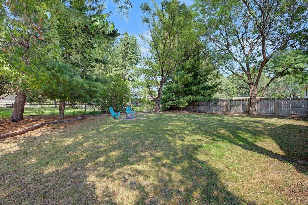 6124 114th Place Champlin, MN 55316