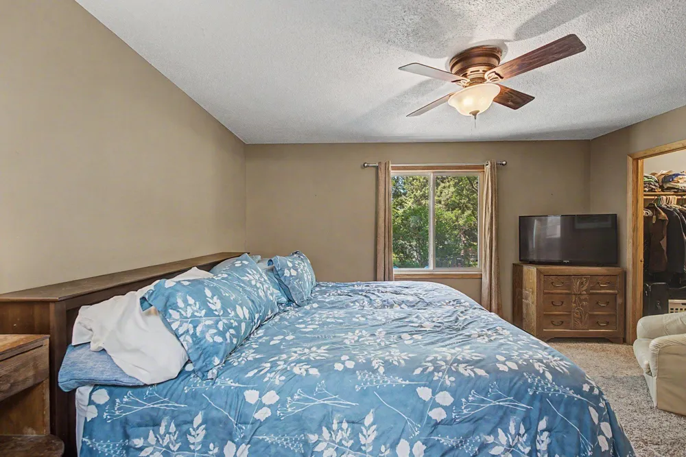 6124 114th Place Champlin, MN 55316