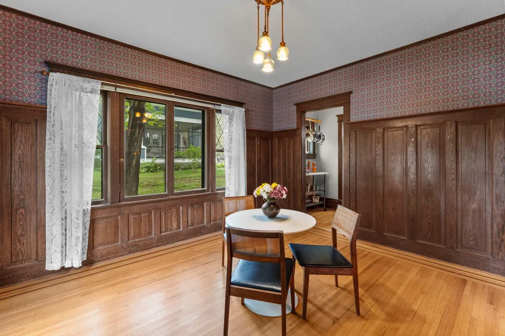 1475 4th Avenue Cumberland, WI 54829