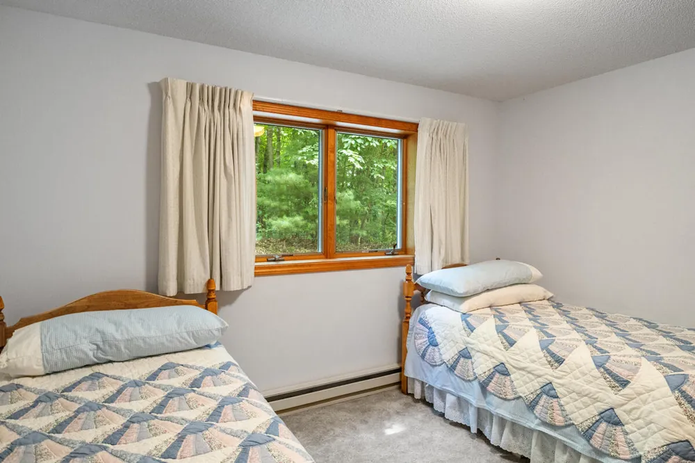3283 S Spruce Avenue White Cloud, MI 49349