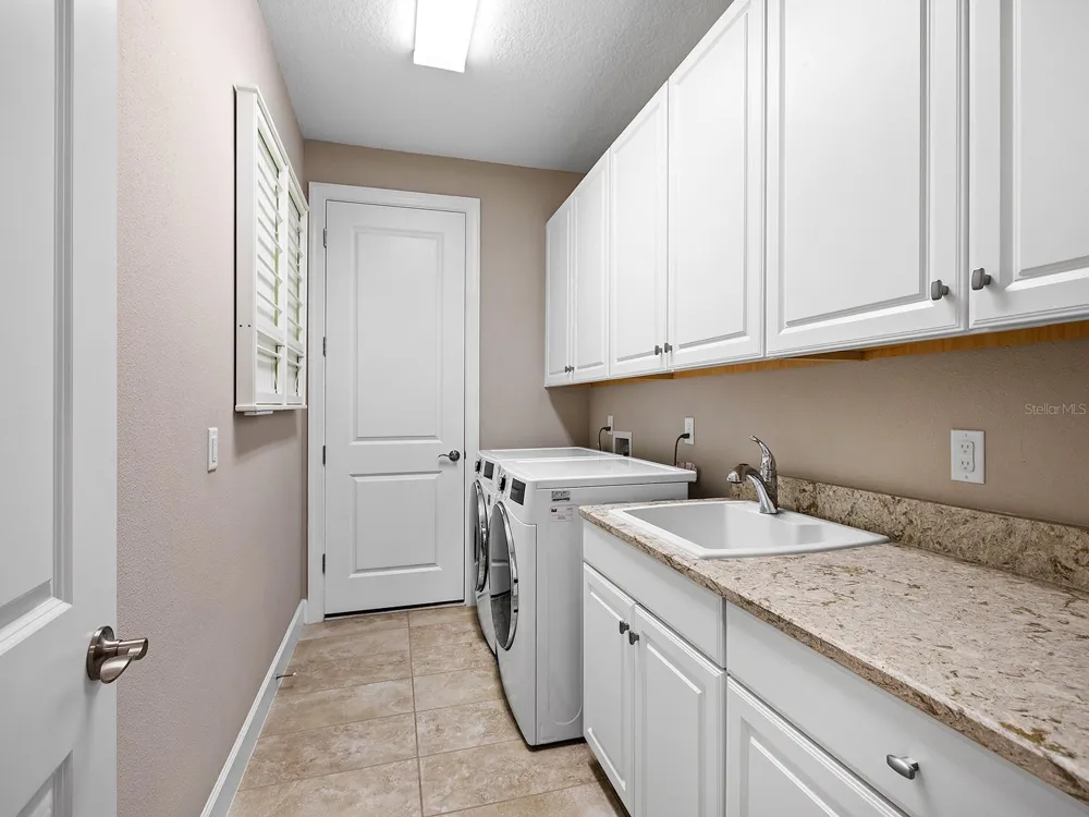 5365 SALCANO STREET Sarasota, FL 34238