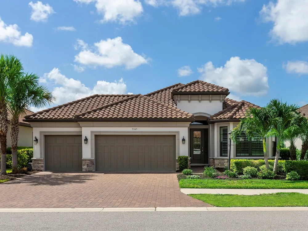 5365 SALCANO STREET Sarasota, FL 34238
