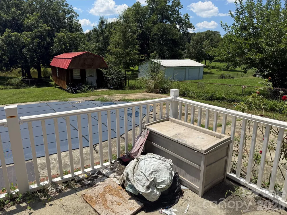 1507 Dallas Cherryville Highway Dallas, NC 28034