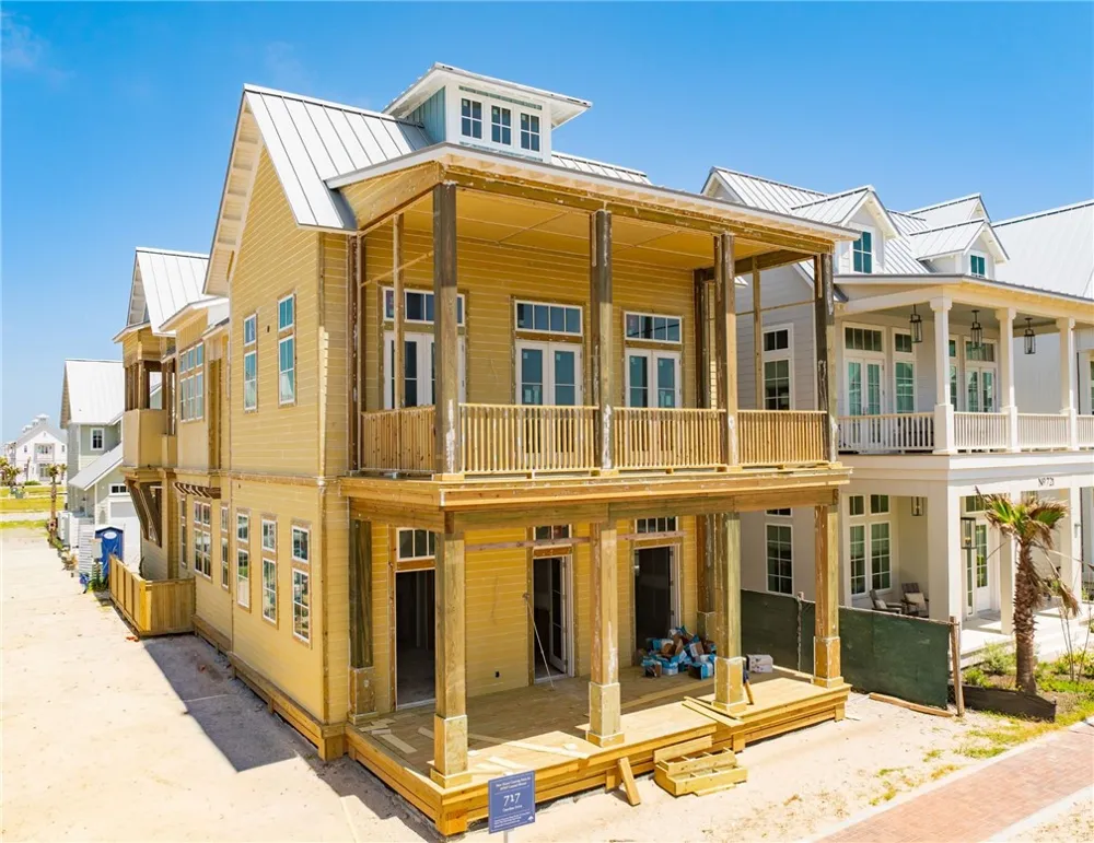 717 Coastline Drive Port Aransas, TX 78373