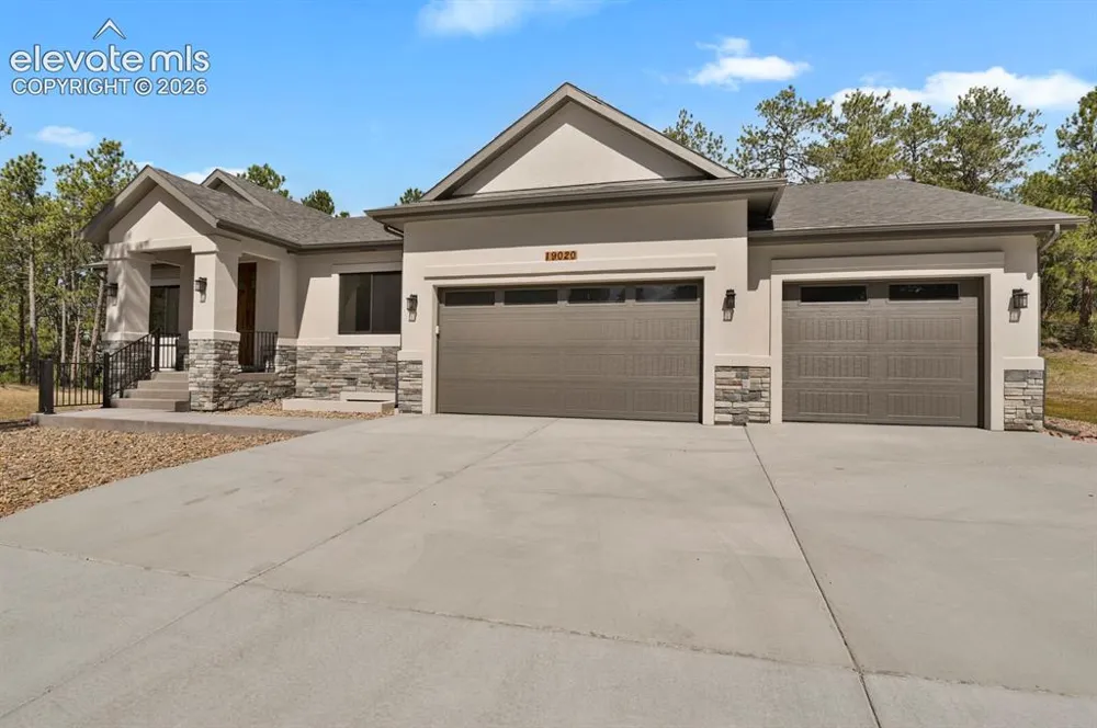 19020 Burnt Leaf Way Monument, CO 80132