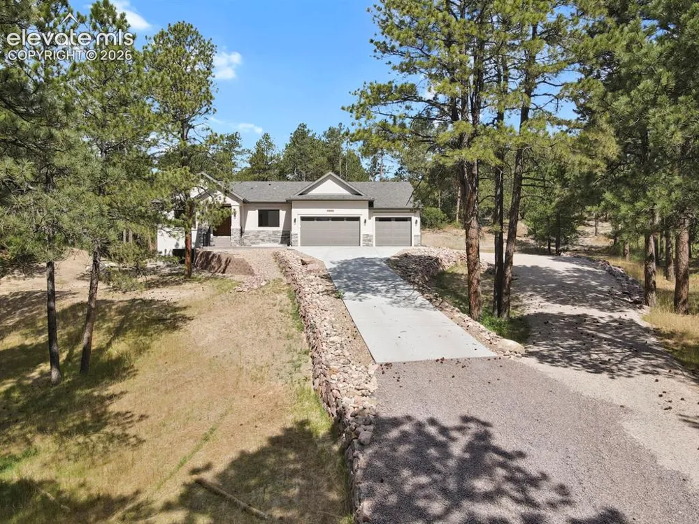19020 Burnt Leaf Way Monument, CO 80132