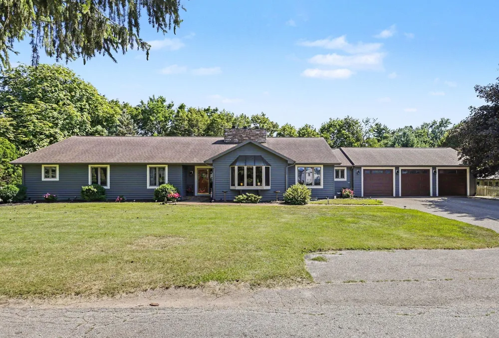 2390 Sycamore Path St. Joseph, MI 49085