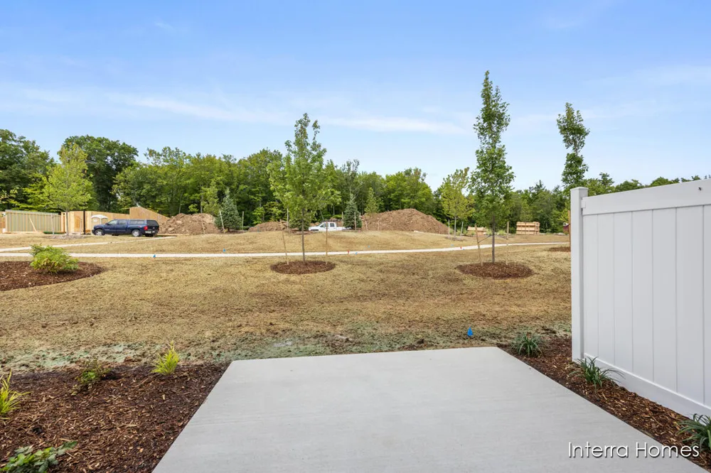 2883 E Highgate Drive SE #82 Kentwood, MI 49512