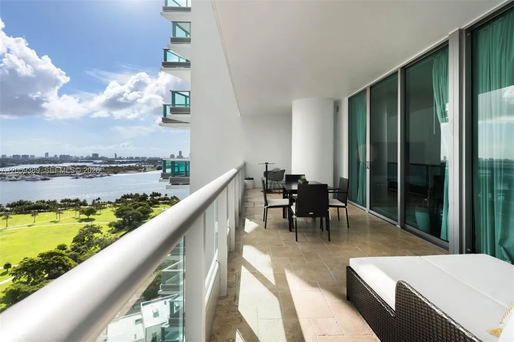 900 Biscayne Blvd #2708 Miami, FL 33132