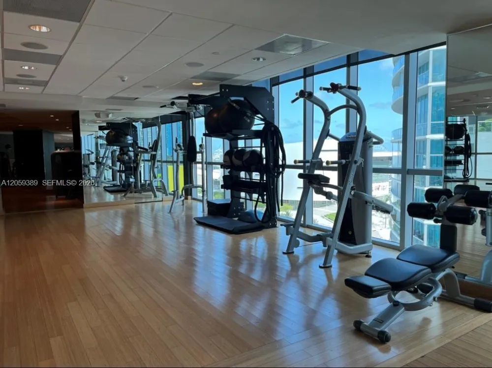 900 Biscayne Blvd #2708 Miami, FL 33132