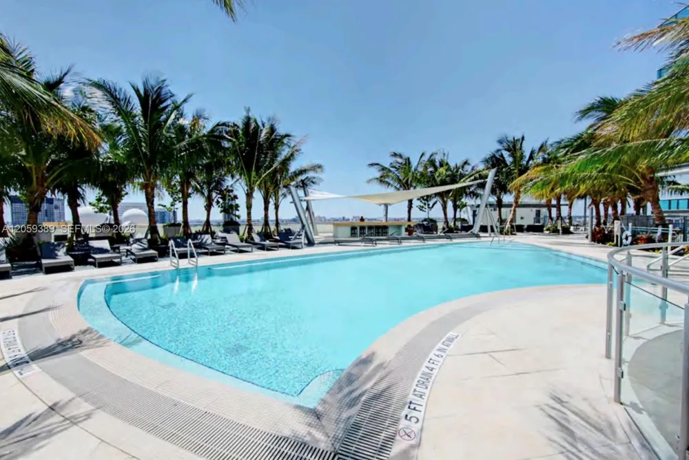 900 Biscayne Blvd #2708 Miami, FL 33132