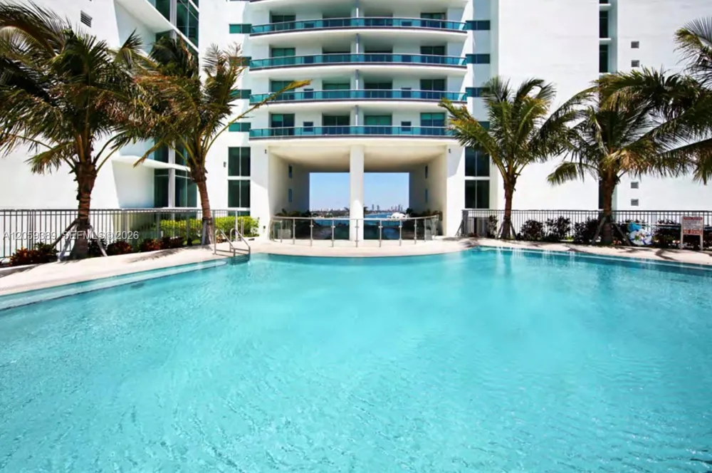 900 Biscayne Blvd #2708 Miami, FL 33132