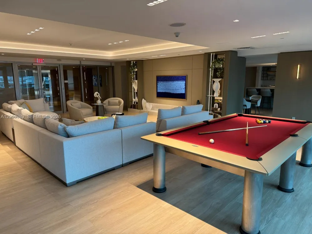 900 Biscayne Blvd #2708 Miami, FL 33132