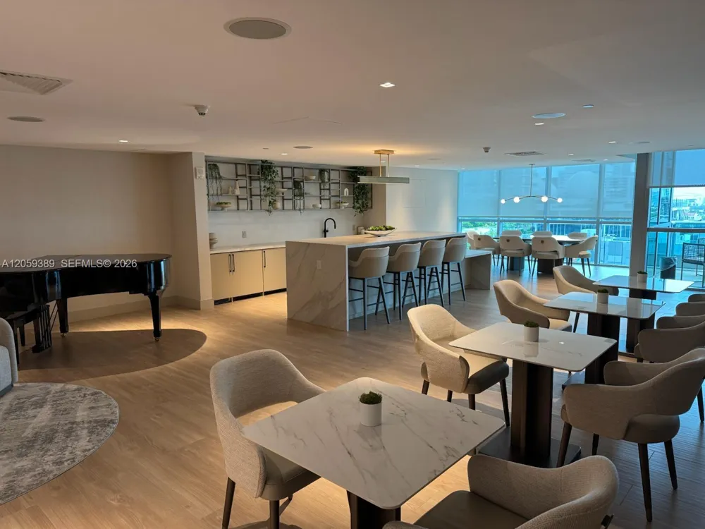 900 Biscayne Blvd #2708 Miami, FL 33132