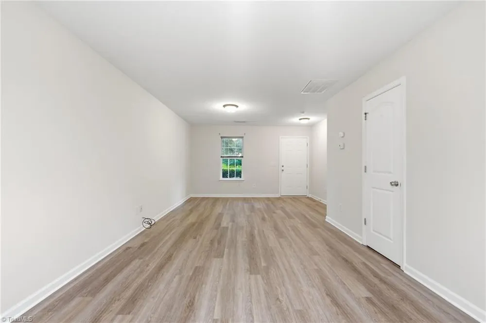 1475 Worchester Street Kernersville, NC 27284