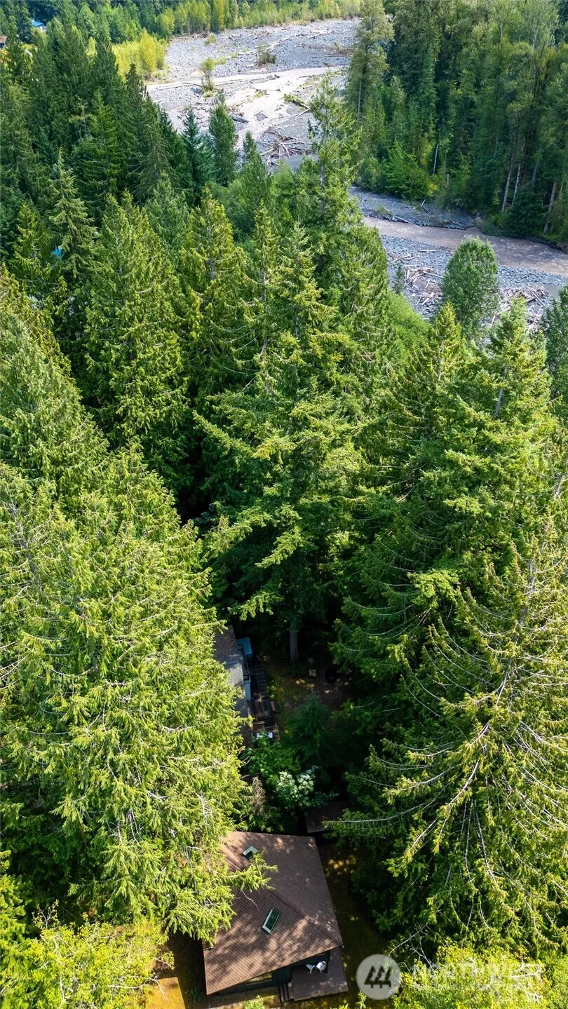 19059 Glacier Rim Drive Glacier, WA 98244