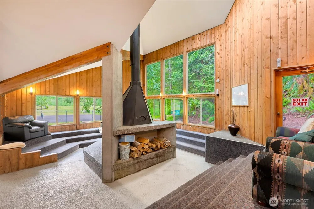 19059 Glacier Rim Drive Glacier, WA 98244