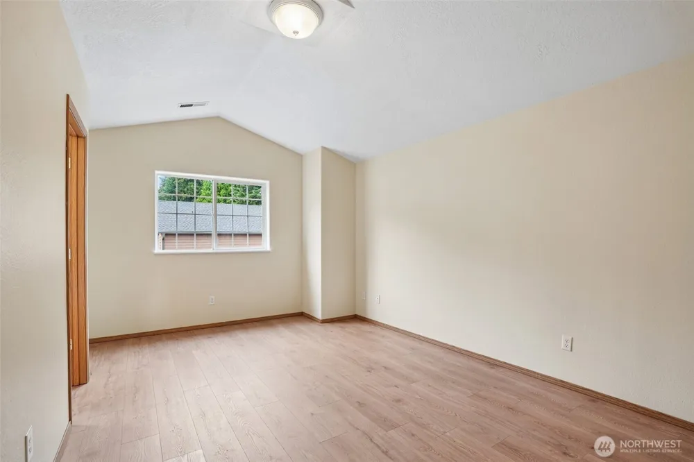 2217 NE 137th Court Vancouver, WA 98684