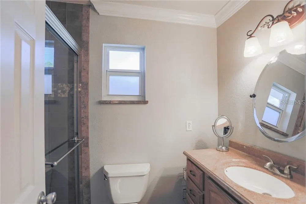 2907 HYDE PARK STREET Sarasota, FL 34239