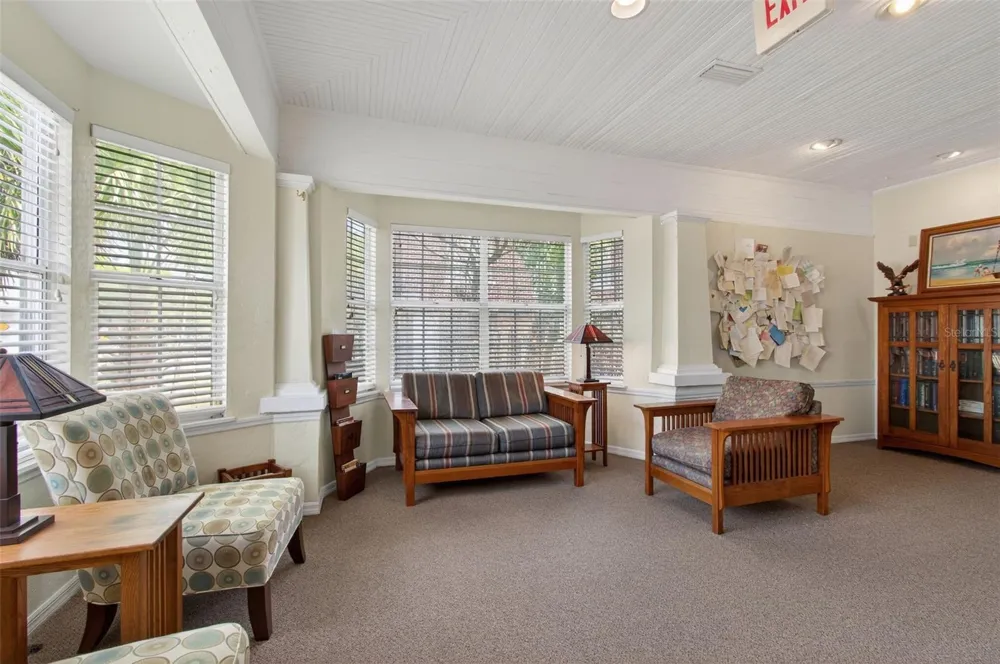 1013 SW 2ND AVENUE Gainesville, FL 32601
