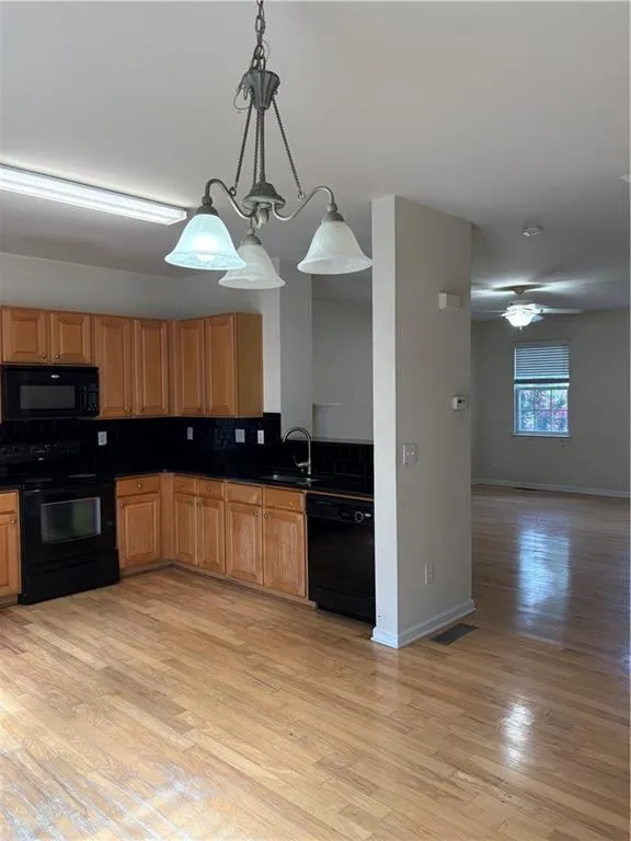 2098 Meadow Peak Road Duluth, GA 30097