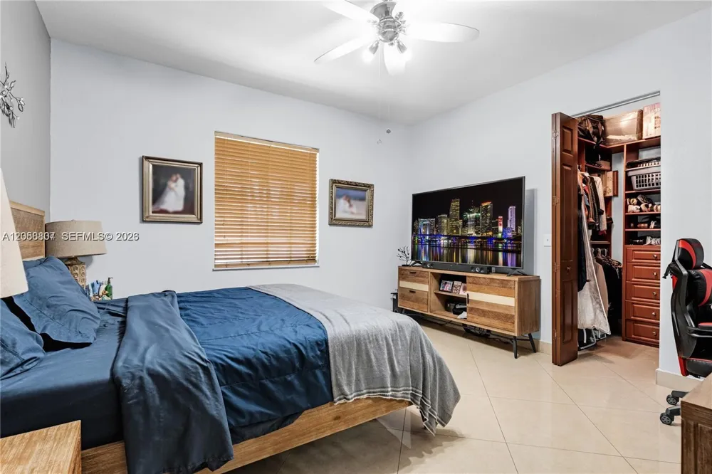 12969 SW 220th Ter Miami, FL 33170