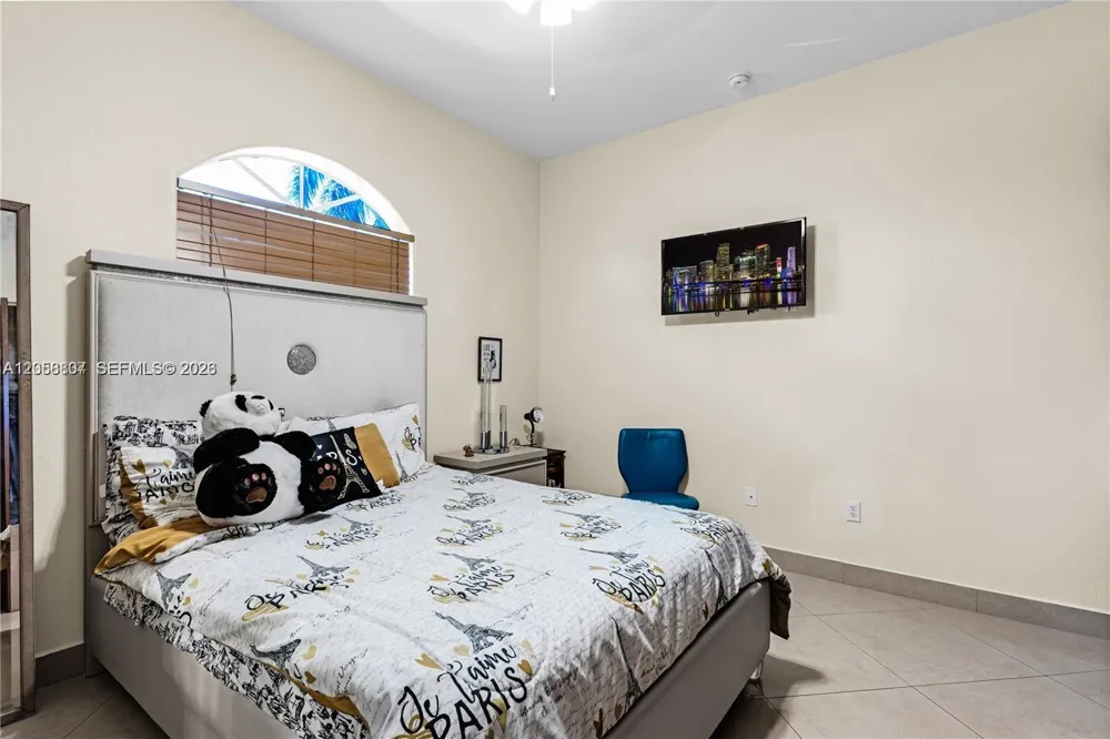 12969 SW 220th Ter Miami, FL 33170