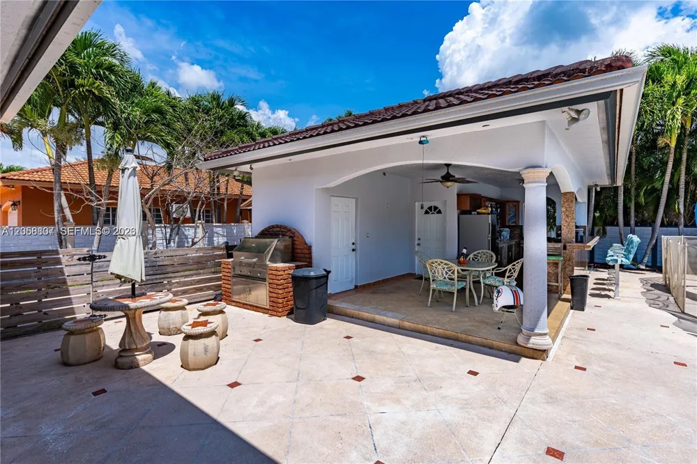 12969 SW 220th Ter Miami, FL 33170