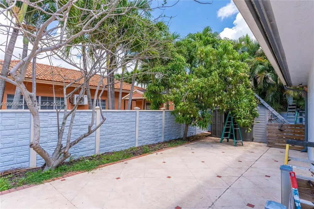 12969 SW 220th Ter Miami, FL 33170