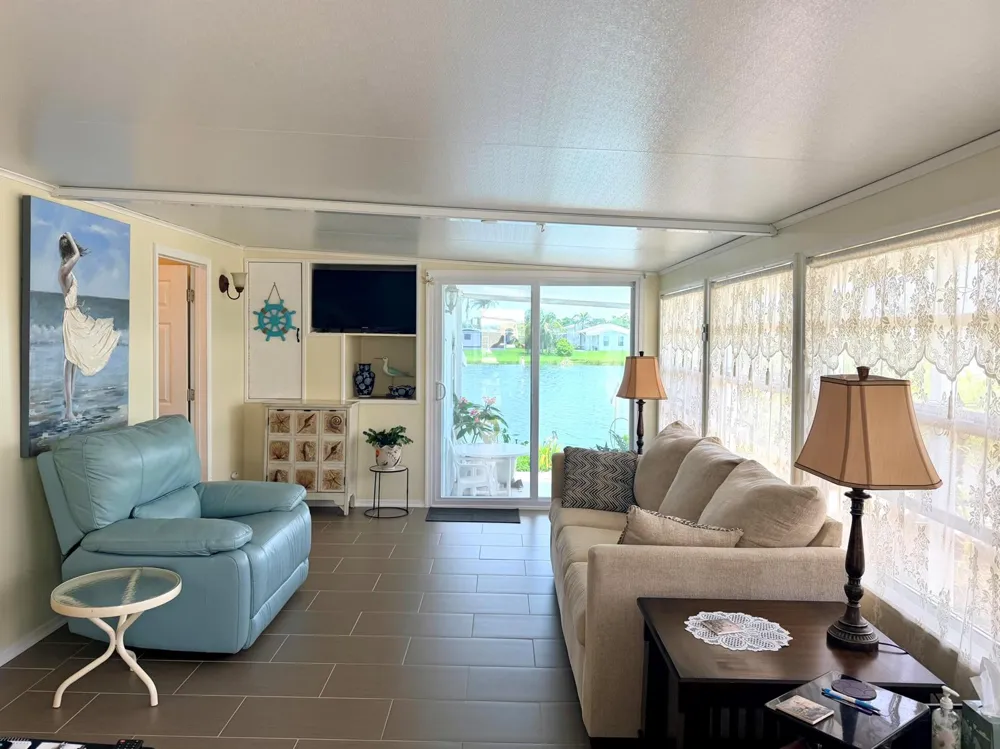1601 US Highway 441 SE #106 Okeechobee, FL 34974