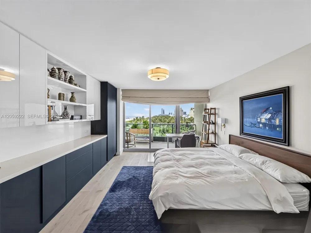 1455 Ocean Dr #704 Miami Beach, FL 33139