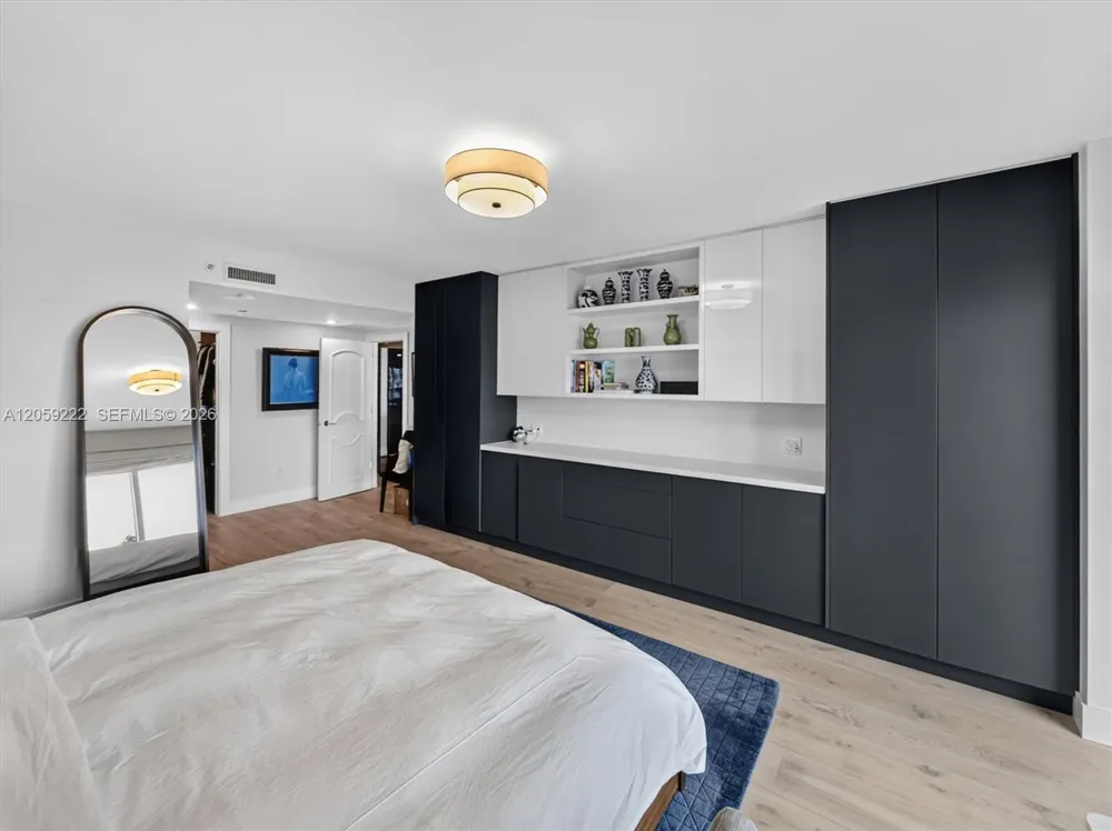 1455 Ocean Dr #704 Miami Beach, FL 33139