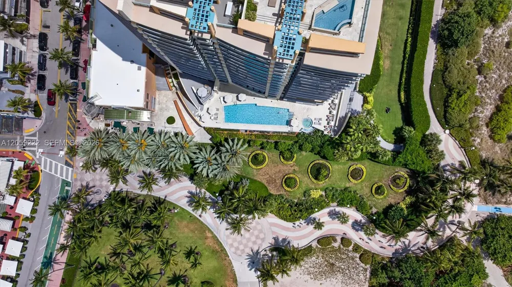 1455 Ocean Dr #704 Miami Beach, FL 33139