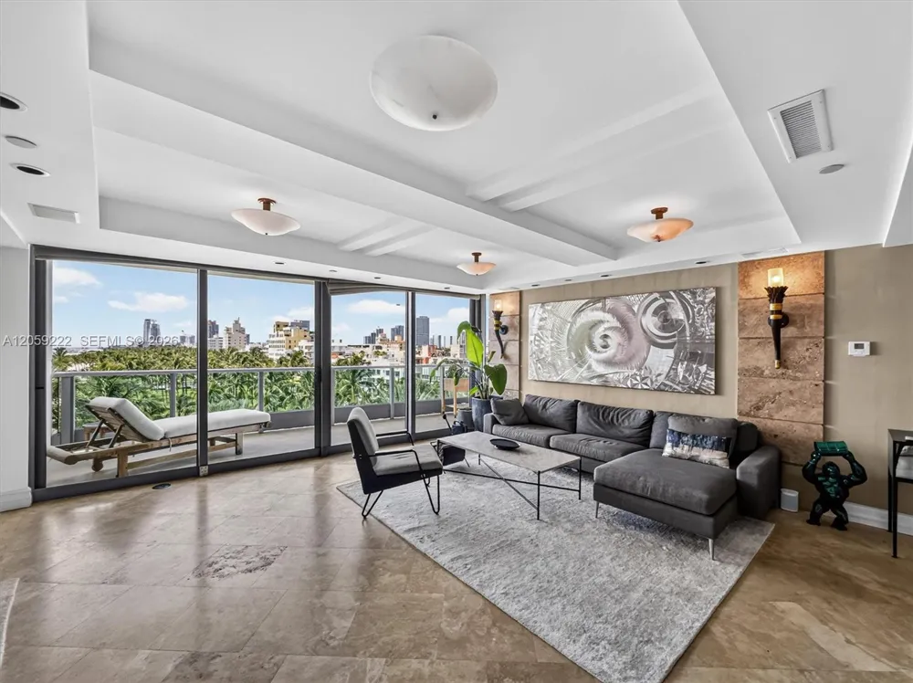 1455 Ocean Dr #704 Miami Beach, FL 33139