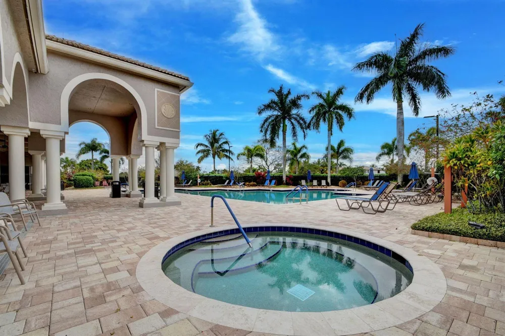4085 BAHIA ISLE CIRCLE Wellington, FL 33449